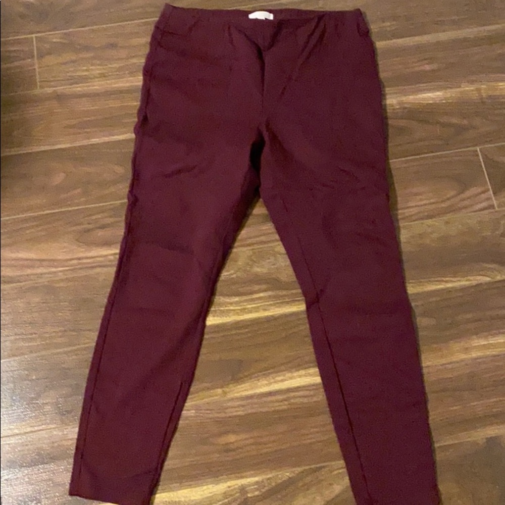 Lauren Conrad burgundy pull on dress pants